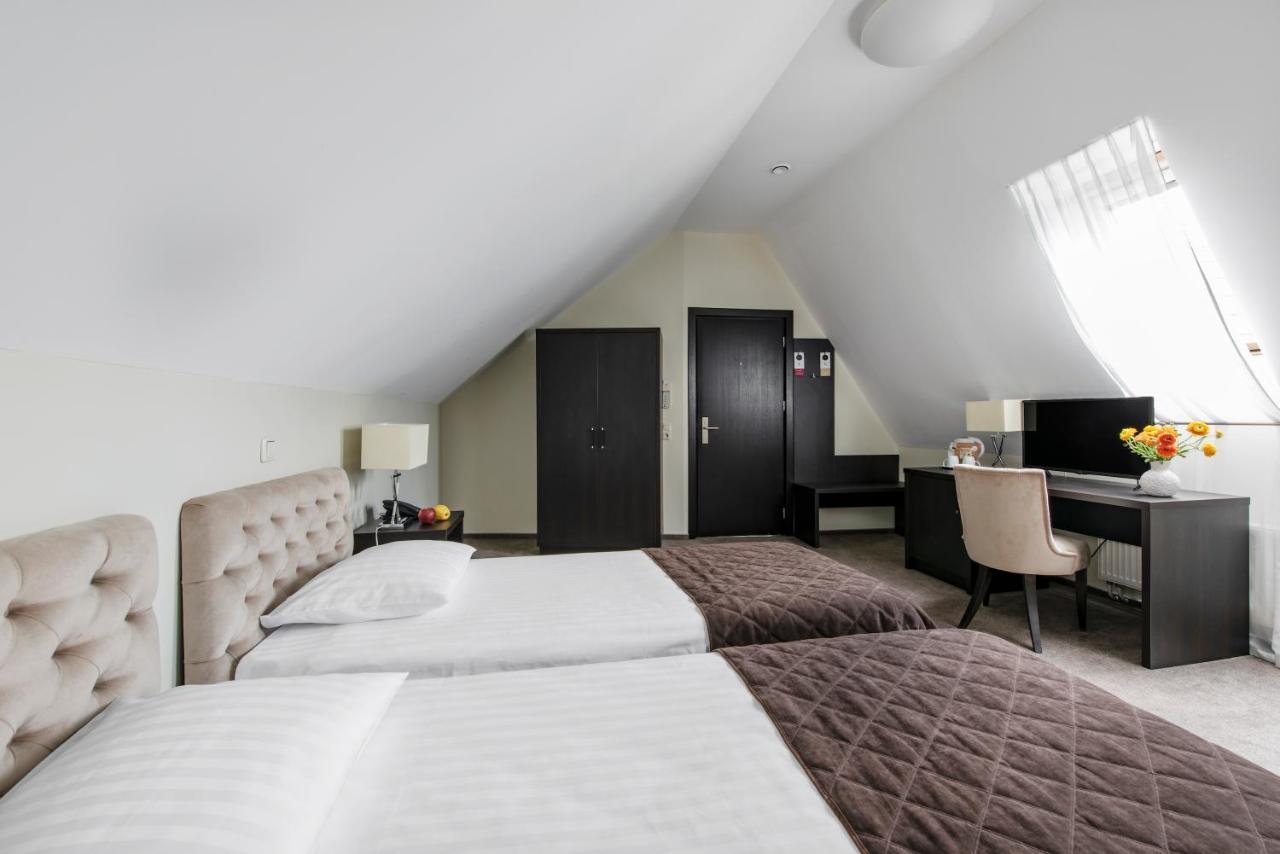 Amberton Cathedral Square Hotel Vilnius Room photo